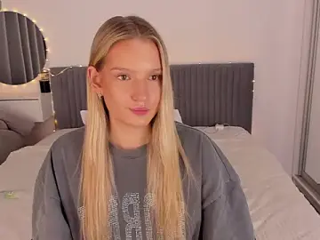 CassieRayss  live sex cam