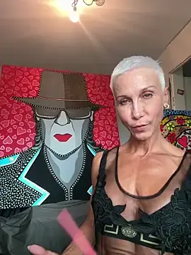 GymQueenCarmen  live sex cam
