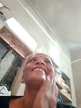 Hotranijatav56  live sex cam