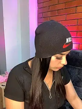 Miamiller6  live sex cam