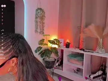 NahomyVega  live sex cam