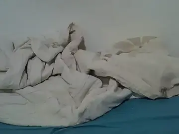Petite_sexyy  live sex cam