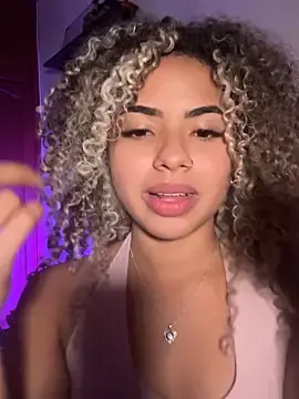 Sophi077  live sex cam