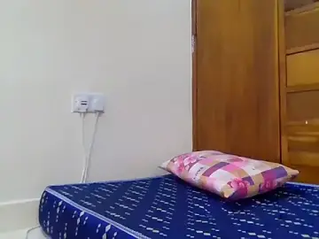 Smallgirl2544  live sex cam