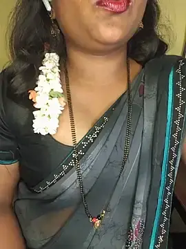 Ur_love_kannada1  live sex cam