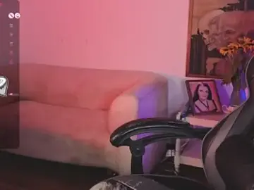Val_bardot  live sex cam
