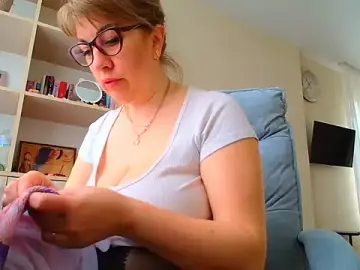 Brionia  live sex cam