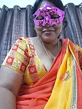 Hot_Sreeja_Tamil  live sex cam
