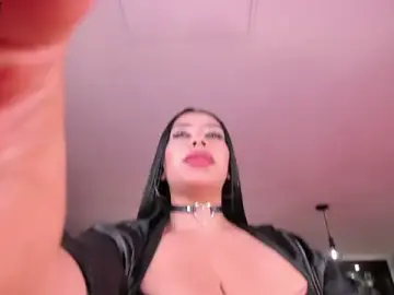 LeahLombardi_  live sex cam