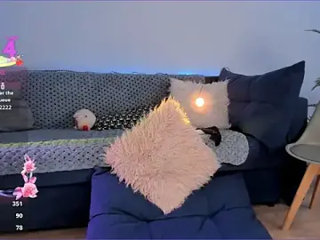 Iminako  live sex cam
