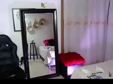 Mykaelahoney  live sex cam