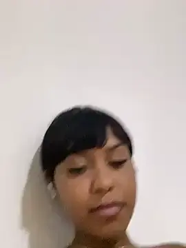 BellaCaramel  live sex cam