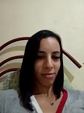 Biaalvez325  live sex cam