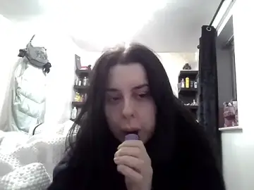 Busty-Maddie  live sex cam