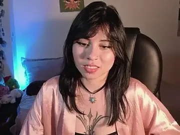 GaiaJoness  live sex cam