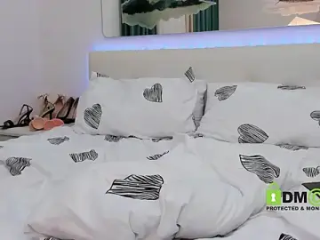 SonyaParadise  live sex cam