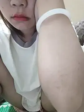 Tu_chin  live sex cam