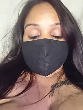 V-Hot-Suity  live sex cam