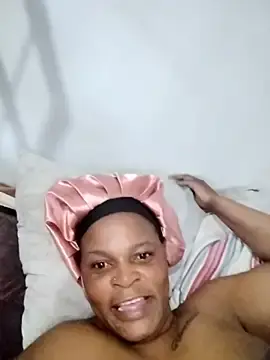 Grownish123  live sex cam