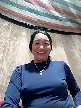 Vanlucky2  live sex cam