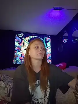 Whosplayingwithfire  live sex cam