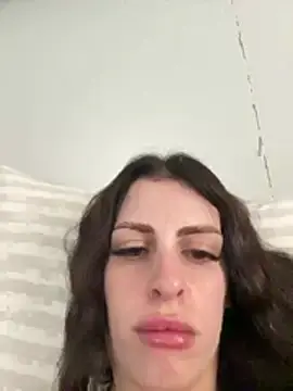 Alinase  live sex cam