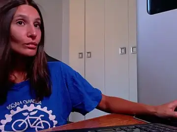GodlyTheia  live sex cam