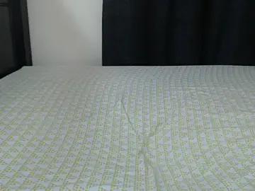 Gweneve  live sex cam