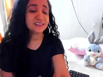 Alaskmiller1  live sex cam