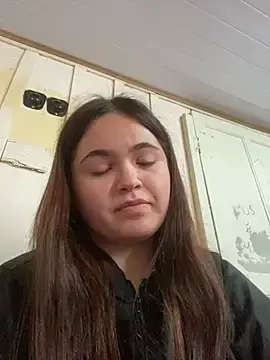 Bella__hott  live sex cam