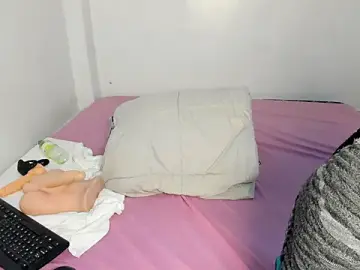 Lisa_reed3  live sex cam