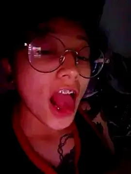 Gost_Host  live sex cam