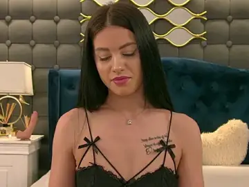 LeyaCass  live sex cam