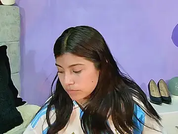 Briyith_Collins  live sex cam