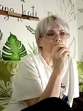 Catty_Lady  live sex cam