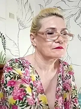 Catty_Lady  live sex cam