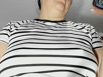Extrem_HairyPussy  live sex cam
