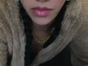 Goddesmyy  live sex cam