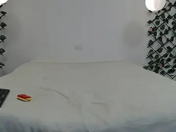 In2me  live sex cam