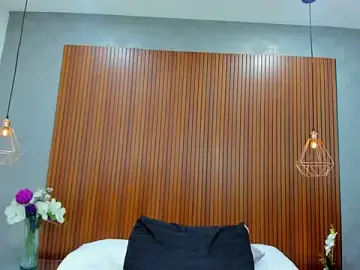 Valeria__Sky  live sex cam