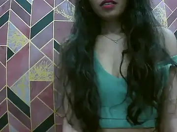 Hot-Mahiraa  live sex cam