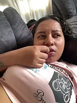 Ninibella  live sex cam