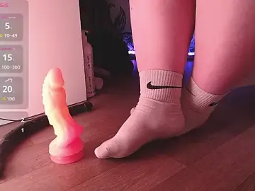 Sweetty_Feet  live sex cam
