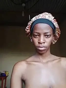Wetkitty11  live sex cam
