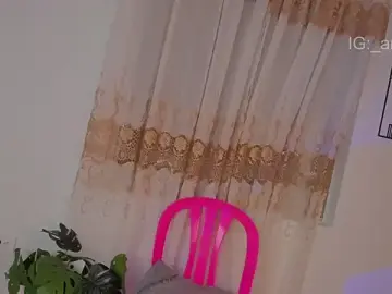 Annie_barozzi  live sex cam