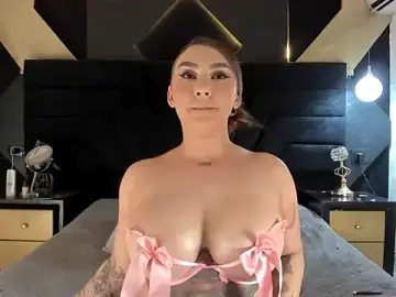 Candiefox  live sex cam