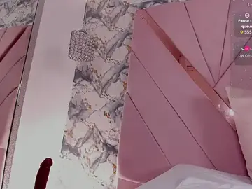 Mia_rouxx1  live sex cam