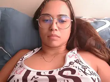 Trianabell  live sex cam