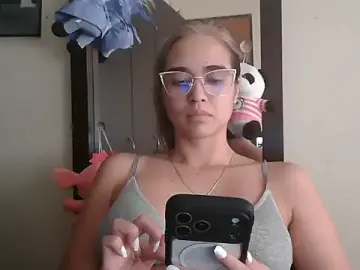 Trianabell  live sex cam