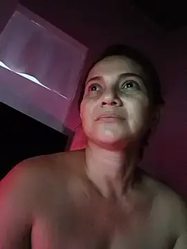 Amanda39  live sex cam